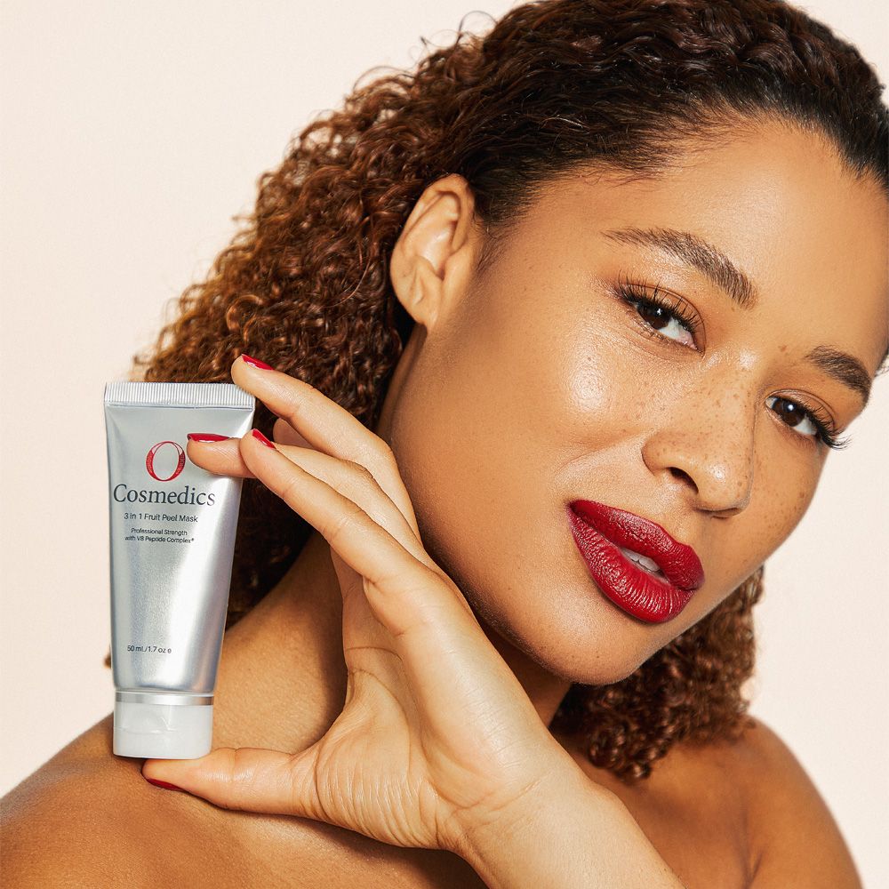 https://www.ocosmedics.com/media/catalog/product/cache/f72eba438c62ebd43012401dac4ee429/3/_/3_in_1_fruit_peel_mask_2.jpg
