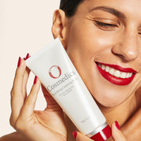 https://www.ocosmedics.com/media/catalog/product/cache/f72eba438c62ebd43012401dac4ee429/n/o/nourishing_cleansing_balm_1.jpg